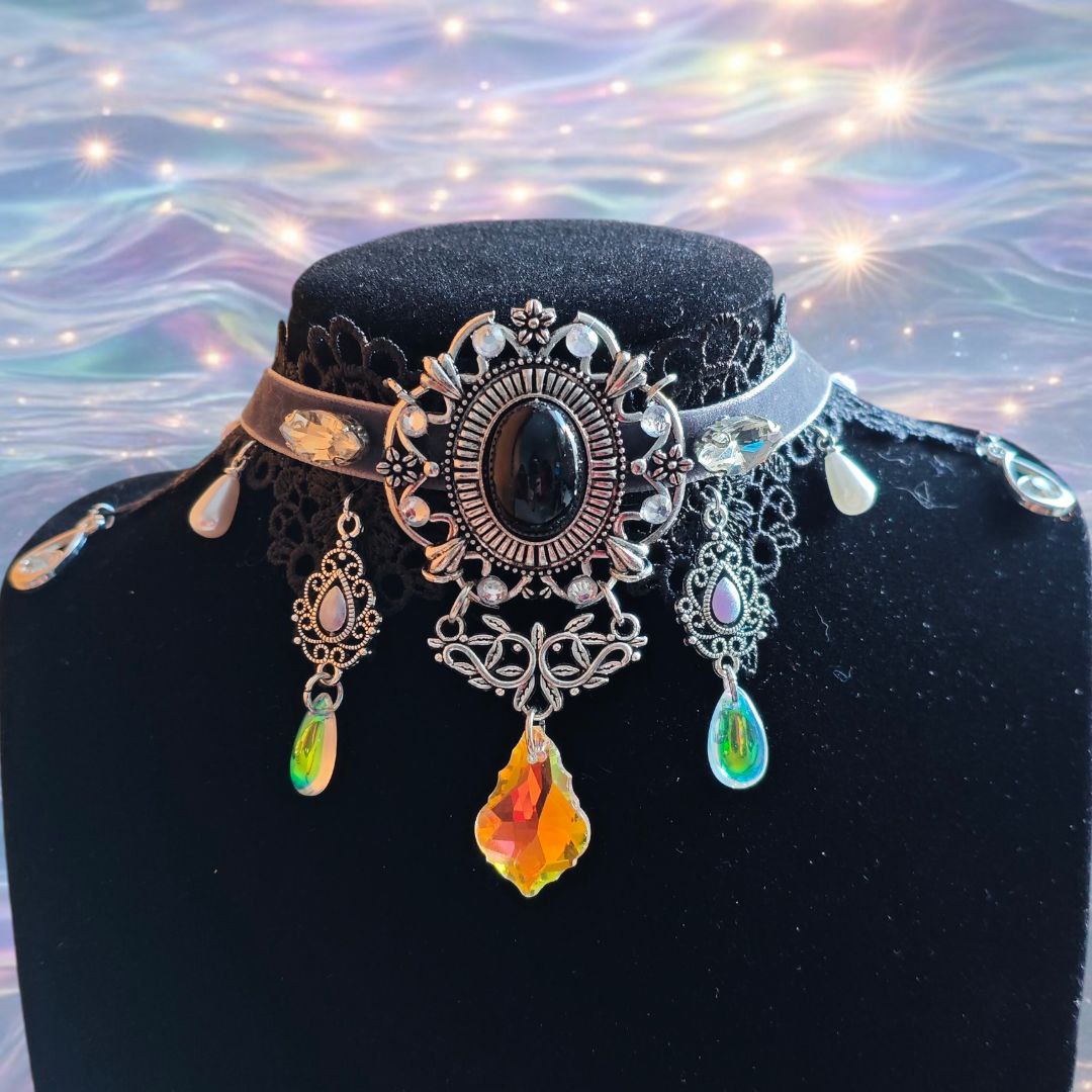 The Opaline Dream Choker