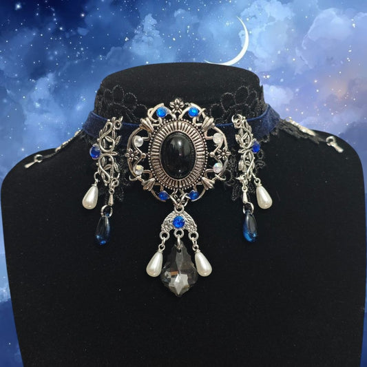 Midnight Cameo Choker