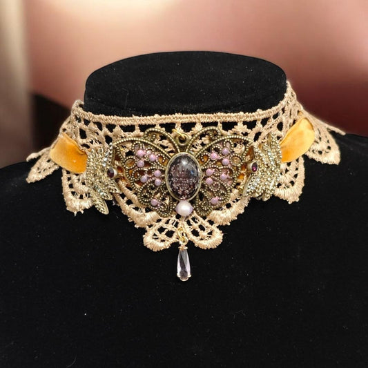 Golden Psyche Choker