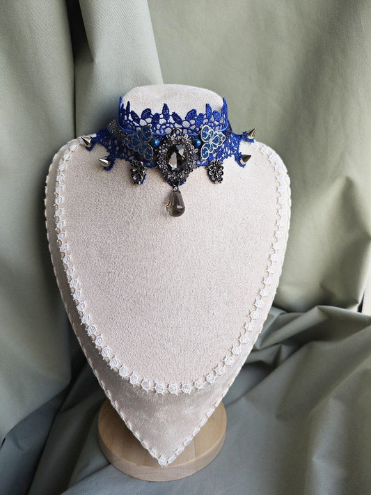 Cyber-Morpho Choker