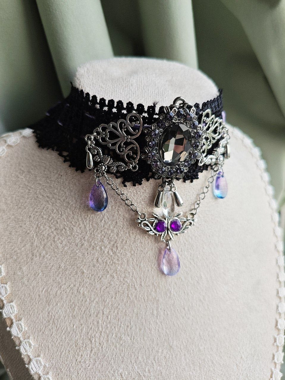 Starlight Eclipse Choker
