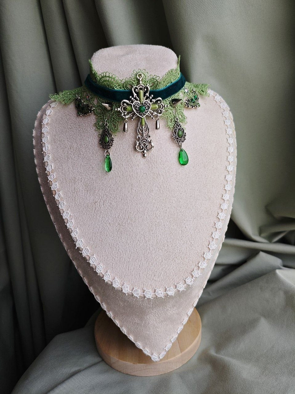 Sylvan Grace handmade forest fairy lace choker